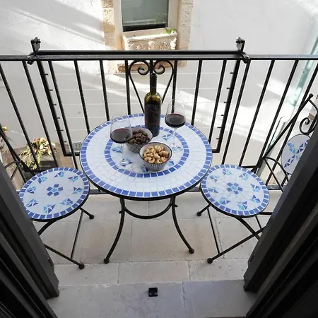 Centro Storico Elegante Apartman