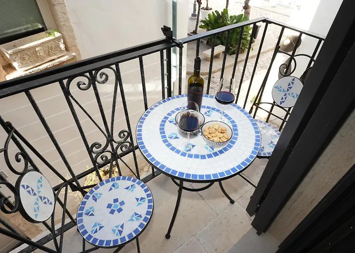 Centro Storico Elegante Apartamento *